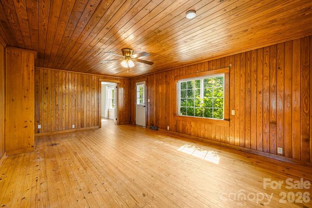 111 Bible School Road, Lake Lure, NC 28746