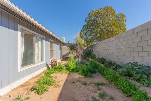 1859 Bel Aire Court, Tucson, AZ 85705