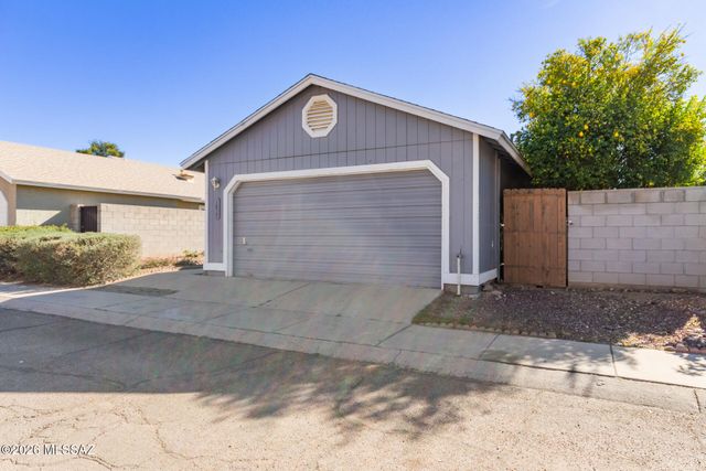 1859 Bel Aire Court, Tucson, AZ 85705