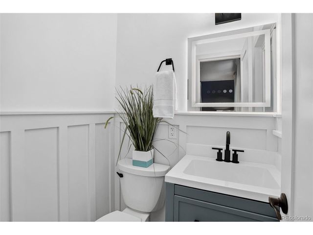 9020 W 20th Ave, Denver, CO 80215