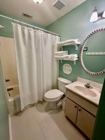 7468 Sunset Harbor Drive, APT 212, Navarre, FL 32566