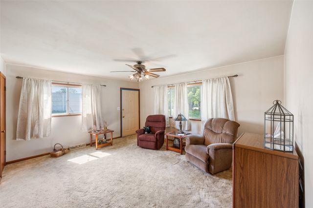 2021 E 22nd Street, Des Moines, IA 50317