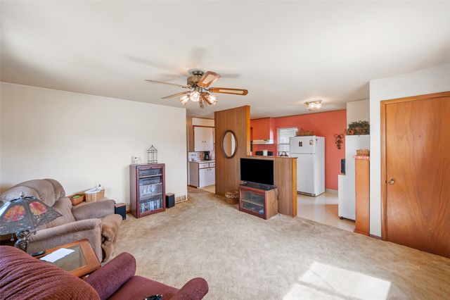 2021 E 22nd Street, Des Moines, IA 50317