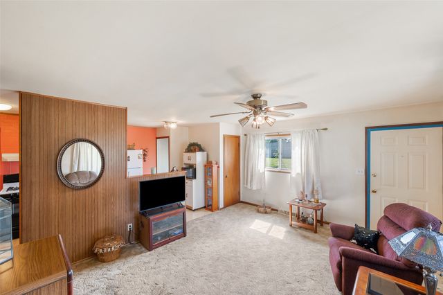 2021 E 22nd Street, Des Moines, IA 50317