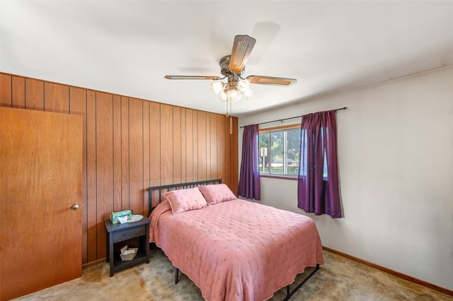 2021 E 22nd Street, Des Moines, IA 50317