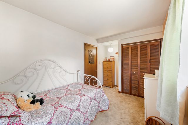 2021 E 22nd Street, Des Moines, IA 50317