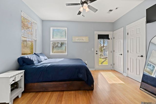 10006 Trails End Rd, St Francisville, LA 70775