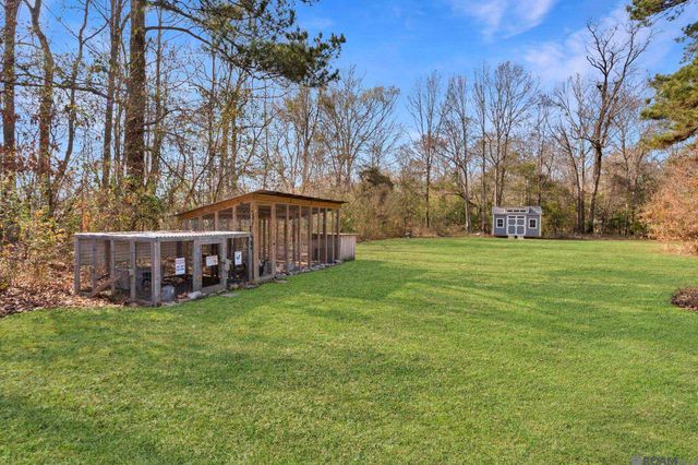 10006 Trails End Rd, St Francisville, LA 70775