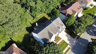 8011 LIONS CREST WAY, Gaithersburg, MD 20879
