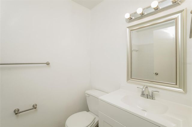 14206 VILLAGE TERRACE DRIVE, Tampa, FL 33624