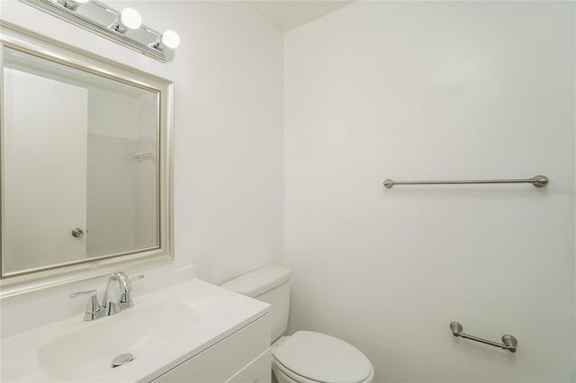 14206 VILLAGE TERRACE DRIVE, Tampa, FL 33624