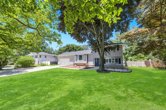 99 Burr Road, East Northport, NY 11731