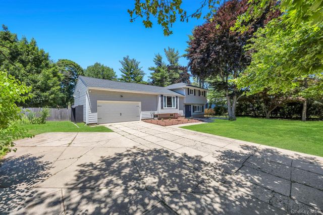 99 Burr Road, East Northport, NY 11731