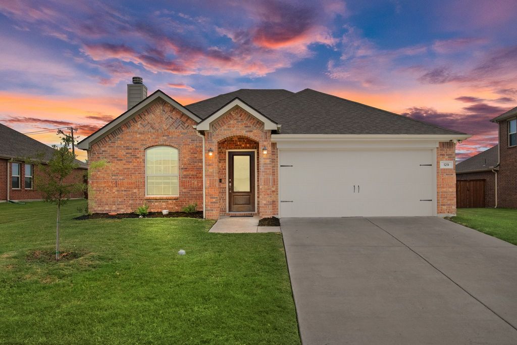 129 Lariat Trail, Waxahachie, TX 75165