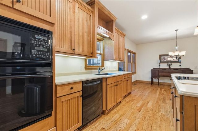 11 Poplar Circle, Big Canoe, GA 30143