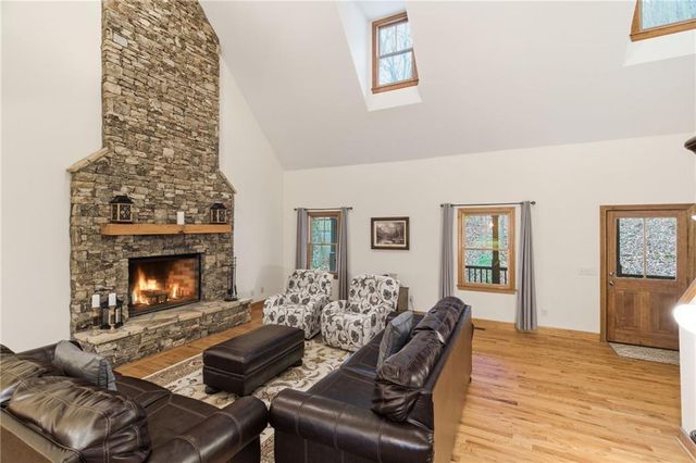 11 Poplar Circle, Big Canoe, GA 30143