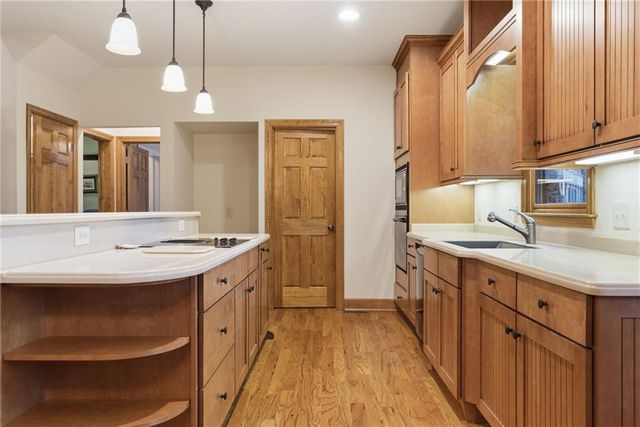 11 Poplar Circle, Big Canoe, GA 30143