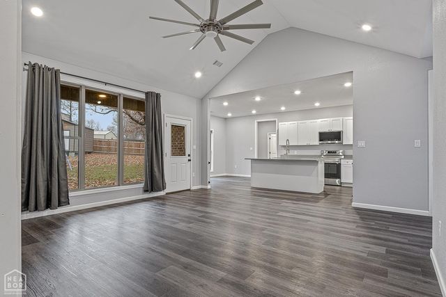 2202 N 29th Street N, Paragould, AR 72450