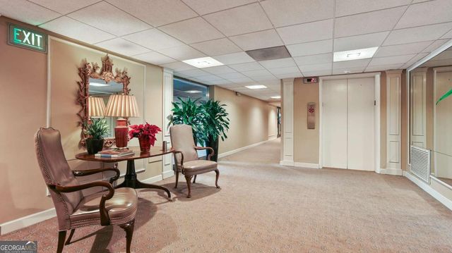 2637 Peachtree Road NE 207, Atlanta, GA 30305