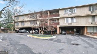 2637 Peachtree Road NE 207, Atlanta, GA 30305