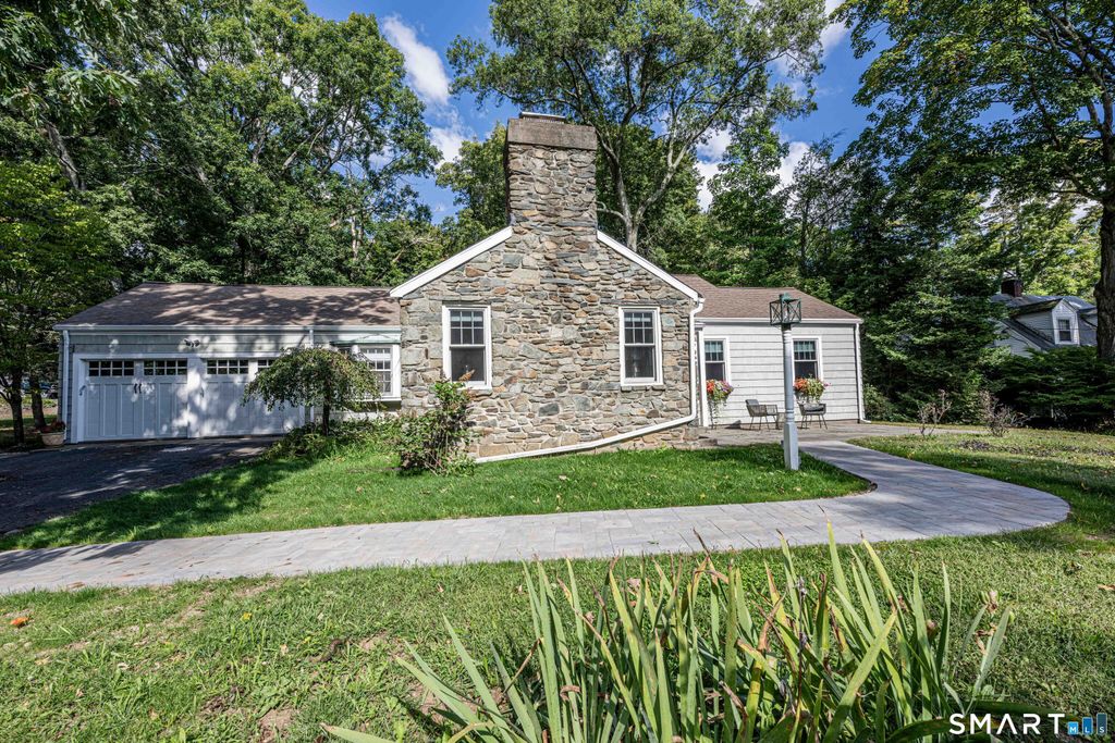 197 Old Tavern Road, Orange, CT 06477