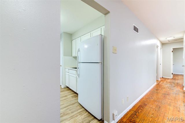 1629 Mowbry Lane, St Louis, MO 63136