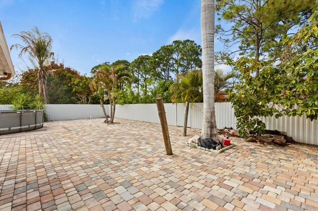 1855 SW Fears Avenue, Port St. Lucie, FL 34953
