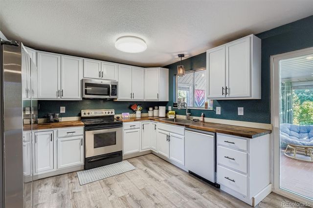 3132 W 10th Avenue Place, Broomfield, CO 80020