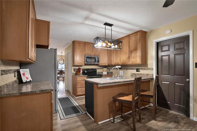 6863 Beaverstone Drive, Fayetteville, NC 28314