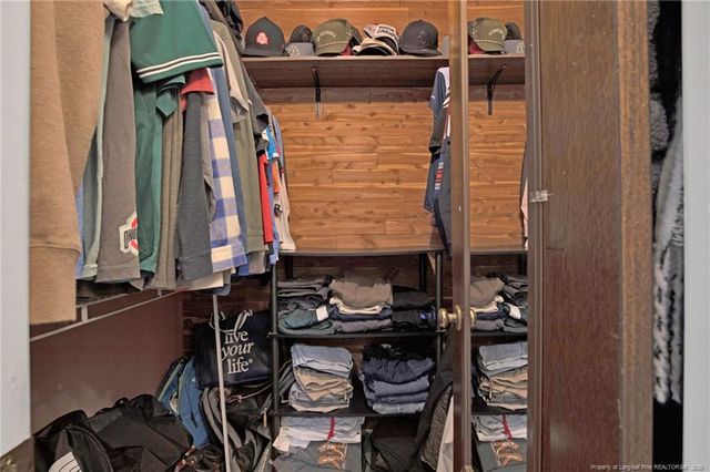 6863 Beaverstone Drive, Fayetteville, NC 28314