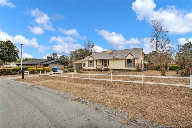 6863 Beaverstone Drive, Fayetteville, NC 28314