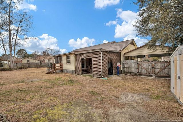 6863 Beaverstone Drive, Fayetteville, NC 28314