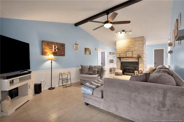 6863 Beaverstone Drive, Fayetteville, NC 28314