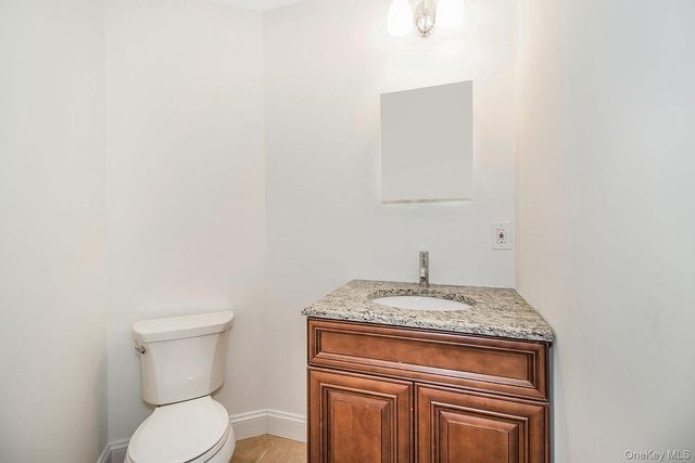 18 Via Trenta Court, Yonkers, NY 10710