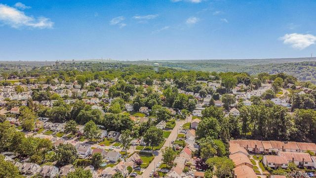 18 Via Trenta Court, Yonkers, NY 10710