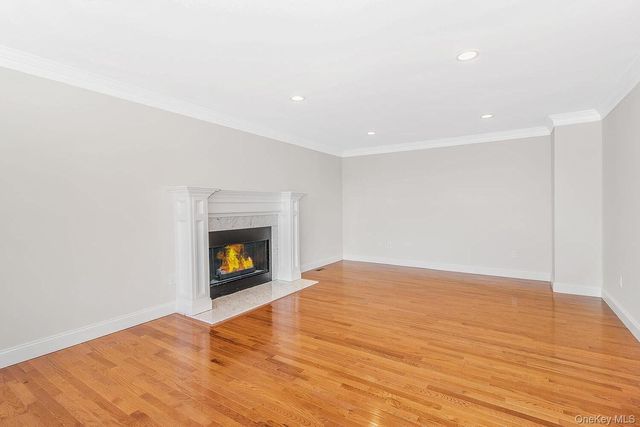 18 Via Trenta Court, Yonkers, NY 10710