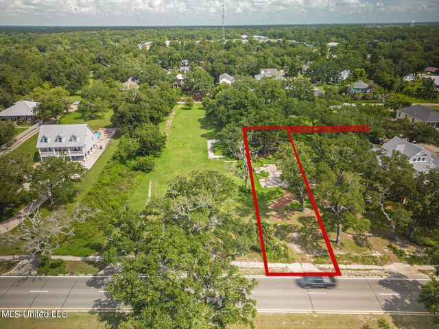 936 E Beach Boulevard, Long Beach, MS 39560