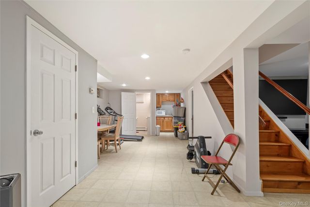 120 Pheasant Circle, Brentwood, NY 11717