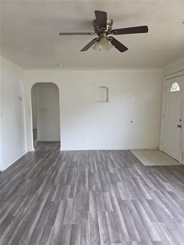 1800 22ND AVENUE S, St Petersburg, FL 33712