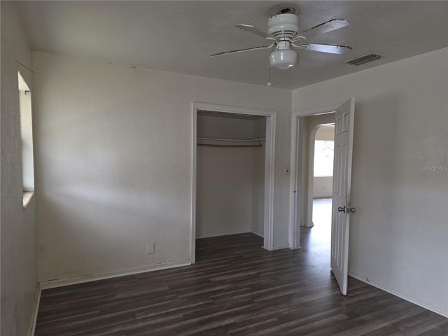 1800 22ND AVENUE S, St Petersburg, FL 33712