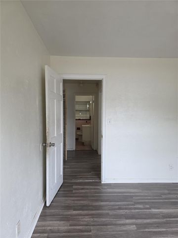 1800 22ND AVENUE S, St Petersburg, FL 33712