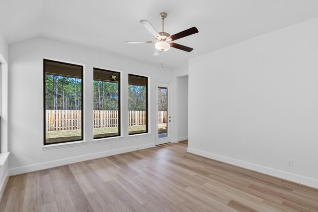 1724 Howler Way, Todd Mission, TX 77316