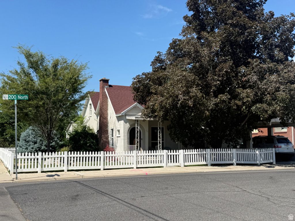 194 W 200 N, Lehi, UT 84043 — exterior