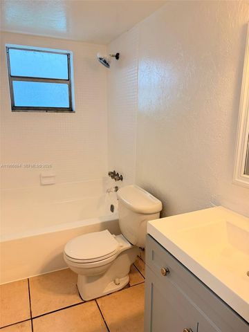 6503 Winfield Blvd 111-D, Margate, FL 33063