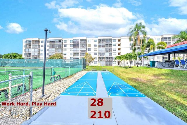 671 S Hollybrook Dr 210, Pembroke Pines, FL 33025