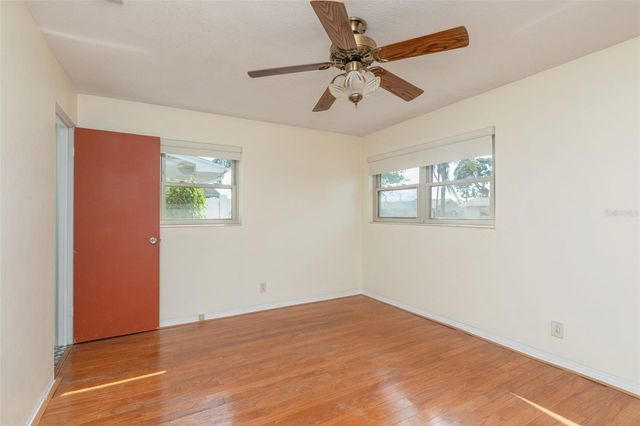 11343 87TH AVENUE, Seminole, FL 33772