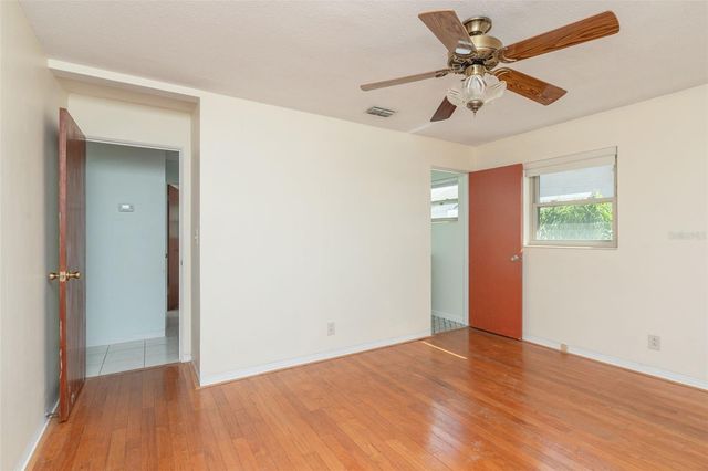 11343 87TH AVENUE, Seminole, FL 33772