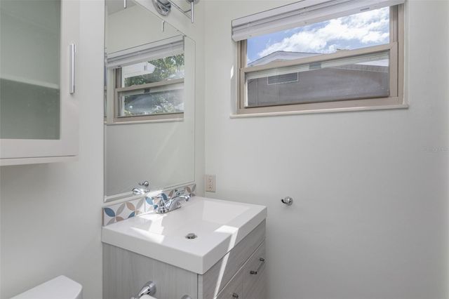 11343 87TH AVENUE, Seminole, FL 33772