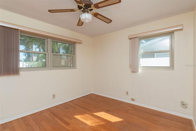 11343 87TH AVENUE, Seminole, FL 33772