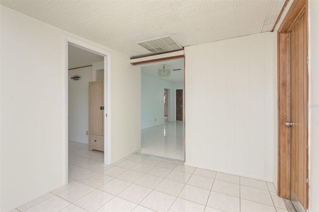 11343 87TH AVENUE, Seminole, FL 33772